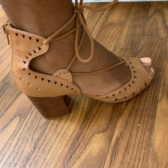 Nine West Jinxed Ghillie Lace Up Block Heels - Picture 8 of 8